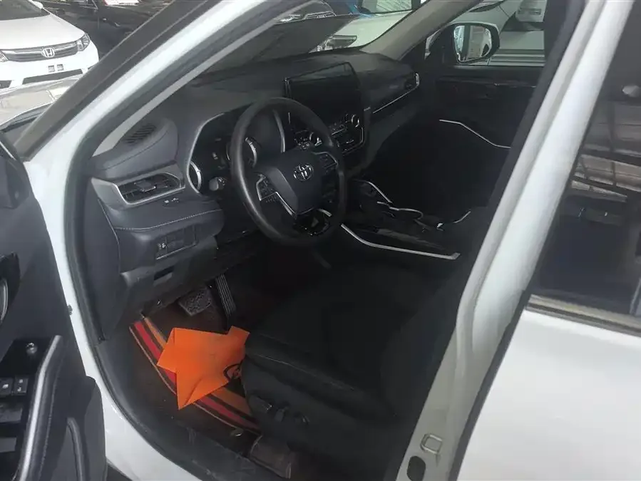 Toyota Highlander Highlander 2024 2.5L Intelligent Electric Hybrid Dual Engine 4WD Elite Edition 7 Seaters 2024 — миниатюра 3