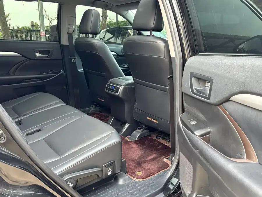 Toyota Highlander Highlander 2021 2.0T 4WD Luxury Edition 7 Seaters 2022 — миниатюра 4