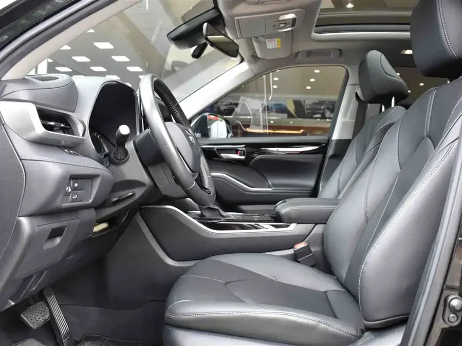 Toyota Highlander Highlander 2023 2.5L Intelligent Electric Hybrid Dual Engine 4WD Premium Edition 7 Seaters 2023 — миниатюра 2