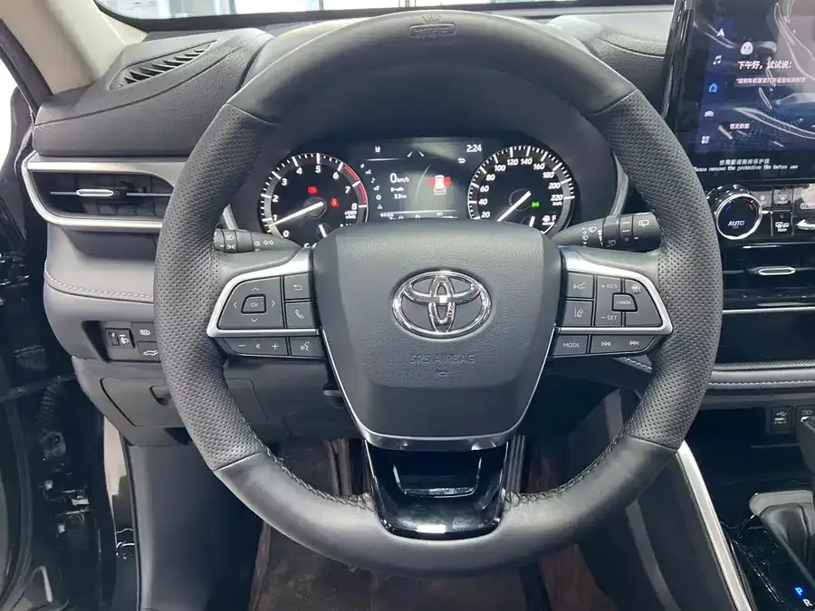 Toyota Highlander Highlander 2022 380T 4WD Premium Edition 7 Seaters 2025 — миниатюра 4