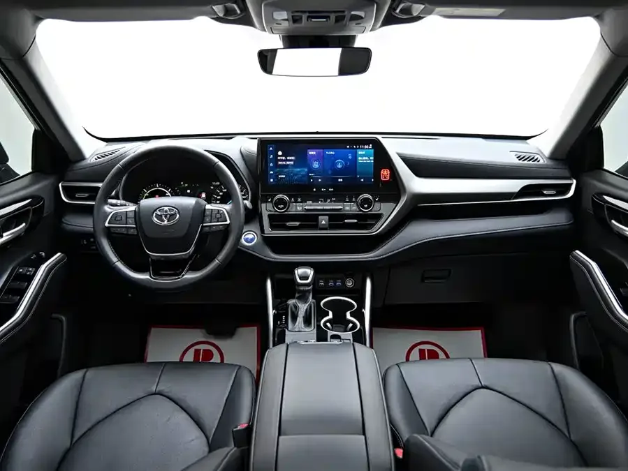 Toyota Highlander Highlander 2022 Dual Engine 2.5L 4WD Premium Edition 7 Seaters 2023 — миниатюра 4