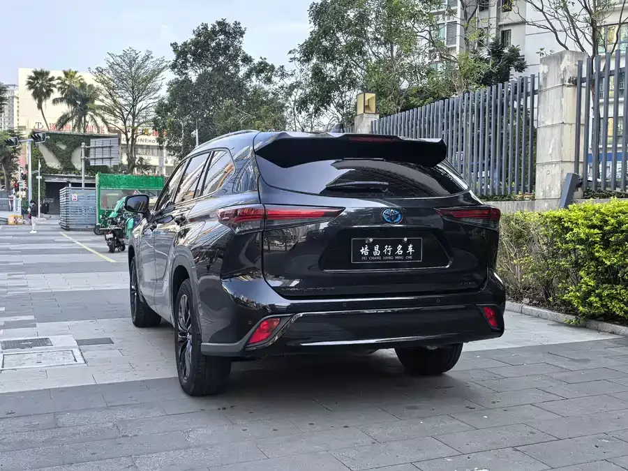 Toyota Highlander Highlander 2023 2.5L Intelligent Electric Hybrid Dual Engine 4WD Knight Edition 7 Seaters 2024 — миниатюра 3