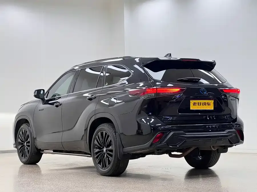 Toyota Highlander Highlander 2023 2.5L Intelligent Electric Hybrid Dual Engine 4WD Knight Edition 7 Seaters 2024 — миниатюра 2