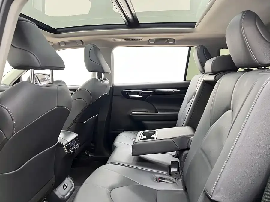 Toyota Highlander Highlander 2023 2.5L Intelligent Electric Hybrid Dual Engine 4WD Knight Edition 7 Seaters 2024 — миниатюра 5