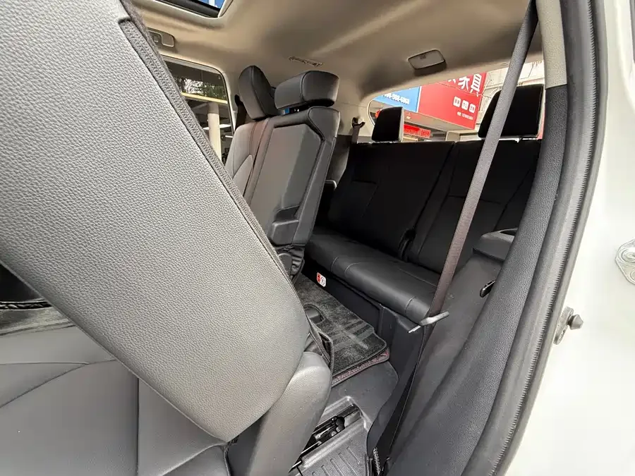 Toyota Highlander Highlander 2023 2.5L Intelligent Electric Hybrid Dual Engine 4WD Luxury Edition 7 Seaters 2024 — миниатюра 4