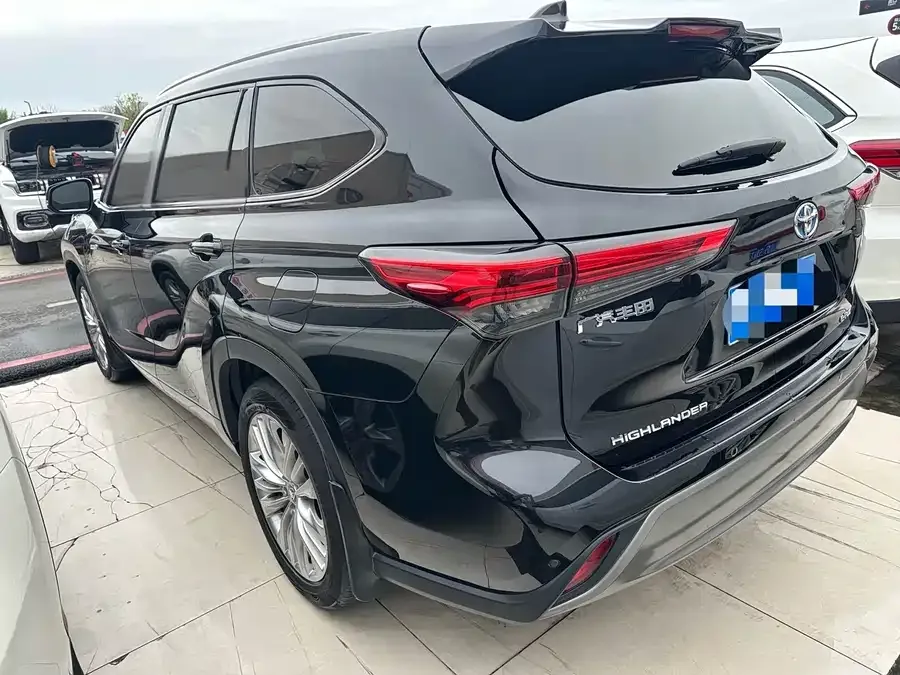 Toyota Highlander Highlander 2022 Dual Engine 2.5L 4WD Supreme Edition 7 Seaters 2022 — миниатюра 5