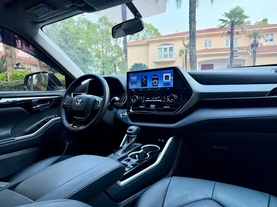 Toyota Highlander Highlander 2024 2.5L Intelligent Electric Hybrid Dual Engine 4WD Elite Edition 7 Seaters 2024 — миниатюра 3