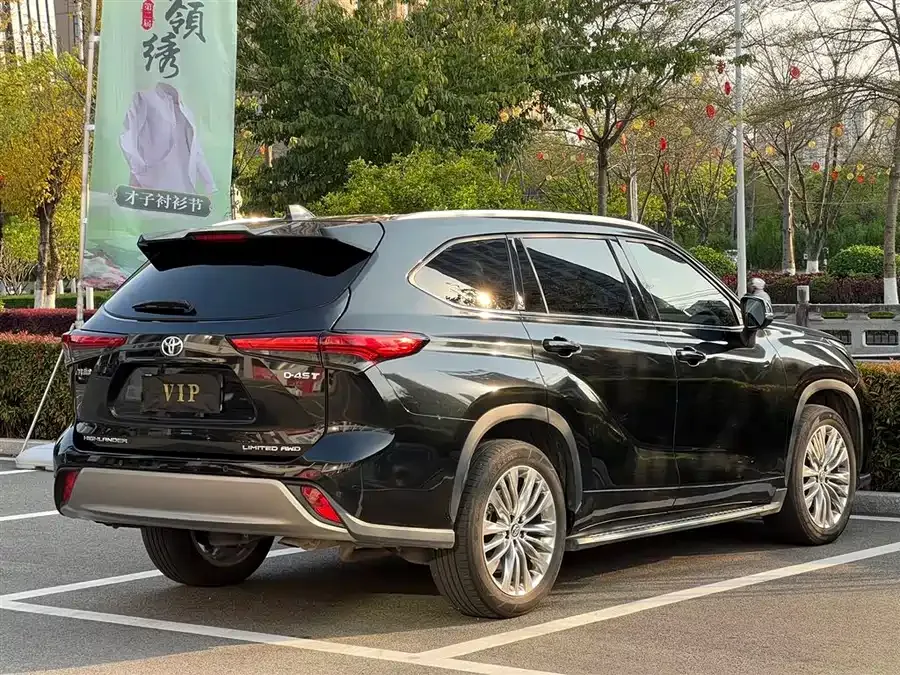 Toyota Highlander 2024 Highlander 380T AWD Supreme 7-seater 2024 — миниатюра 3