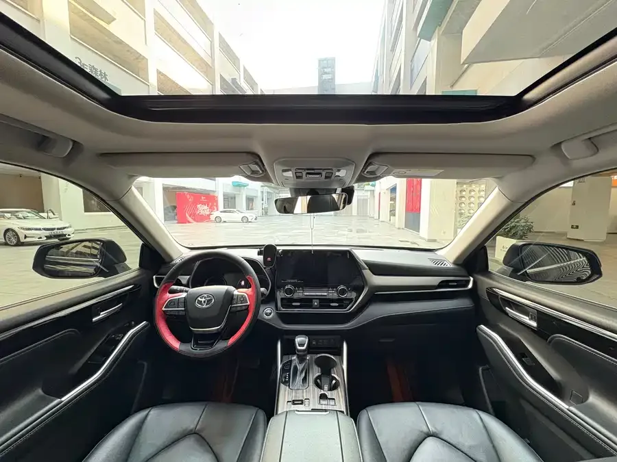 Toyota Highlander Highlander 2023 2.5L Intelligent Electric Hybrid Dual Engine 4WD Premium Edition 7 Seaters 2023 — миниатюра 2