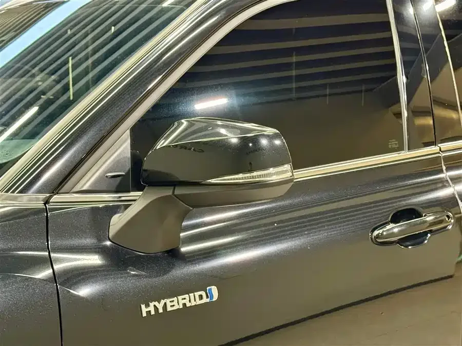 Toyota Highlander Highlander 2023 2.5L Intelligent Electric Hybrid Dual Engine 4WD Premium Edition 7 Seaters 2024 — миниатюра 4