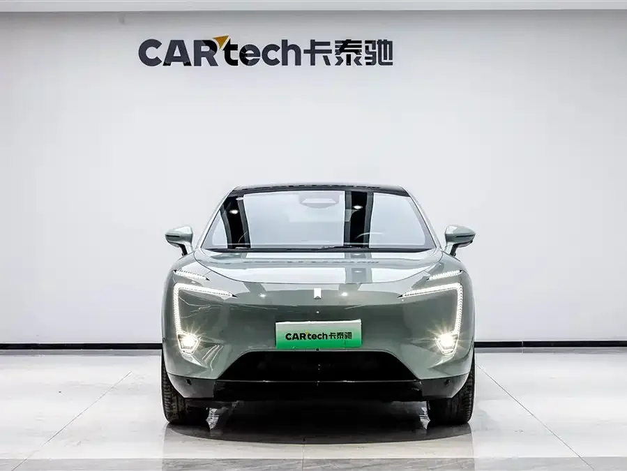Avatr 11 Avita 11 2022 Super Long Range Dual Motor Luxury Edition 5 Seaters 2023 — миниатюра 2