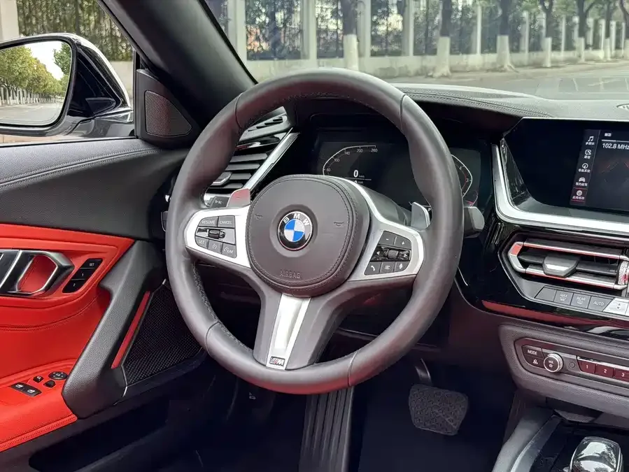 BMW Z4 2022 sDrive 25i M Sport Package 2023 — миниатюра 4