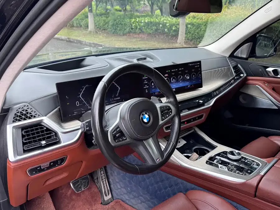 BMW X7 2023 xDrive40i Executive M Sport Package 2023 — миниатюра 3