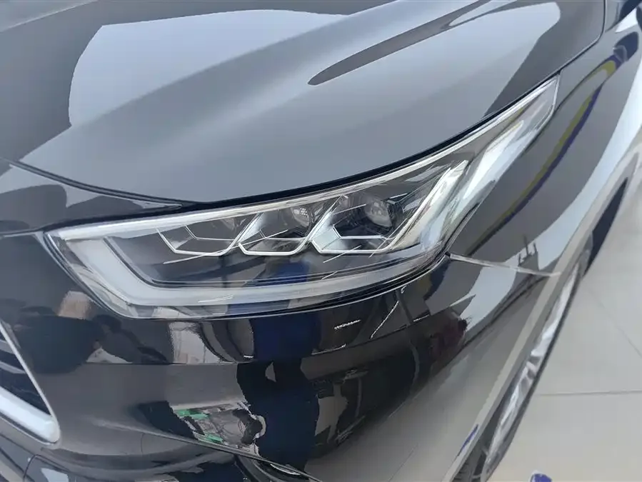Toyota Highlander Highlander 2022 380T 4WD Premium Edition 7 Seaters 2024 — миниатюра 5