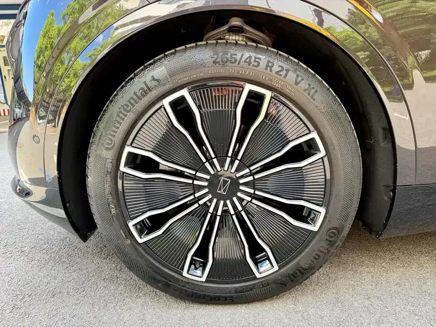 Avatr 07 Avita 07 2024 Ultra Extended Range 4WD 2025 — миниатюра 5