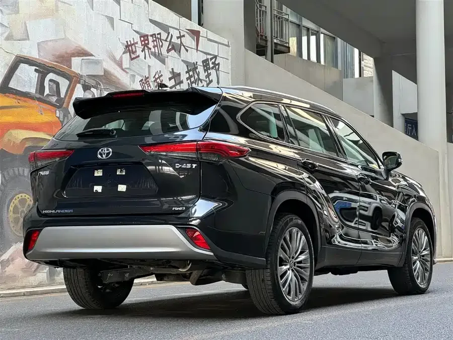 Toyota Highlander Highlander 2022 380T 4WD Luxury Edition 7 Seaters 2024 — миниатюра 2