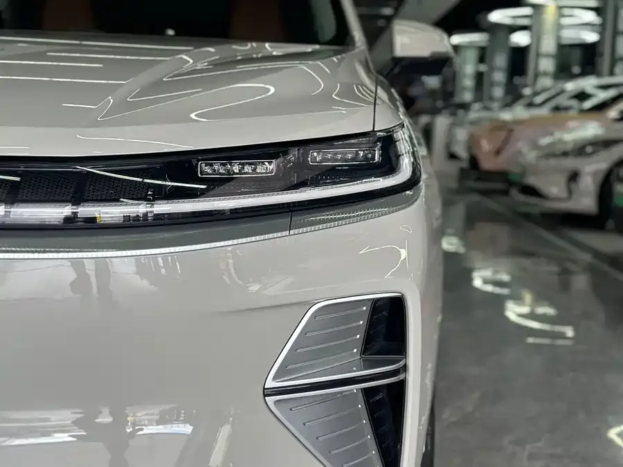 Haval Xiaolong MAX Haval Xiaolong MAX 2025 Hi4 165 Ultra Intelligent Driving Edition 2025 — миниатюра 5