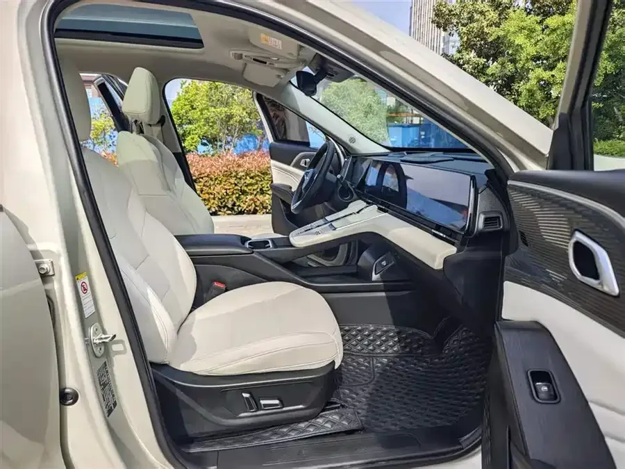 Haval Xiaolong MAX Haval Xiaolong MAX 2023 1.5L Hi4 105 4WD Smart Flagship Edition 2023 — миниатюра 2