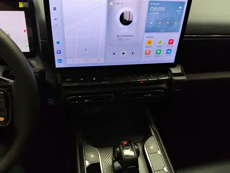 Haval Big Dog PLUS New Energy Haval Big Dog PLUS New Energy 2023 DHT-PHEV 105km Trendy Electric Edition Plus 2024 — миниатюра 4