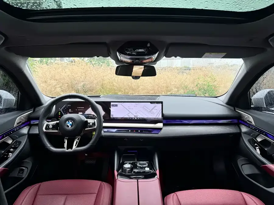 BMW 5 Series BMW 5 Series 2025 530Li Exclusive M Sport Package 2025 — миниатюра 3
