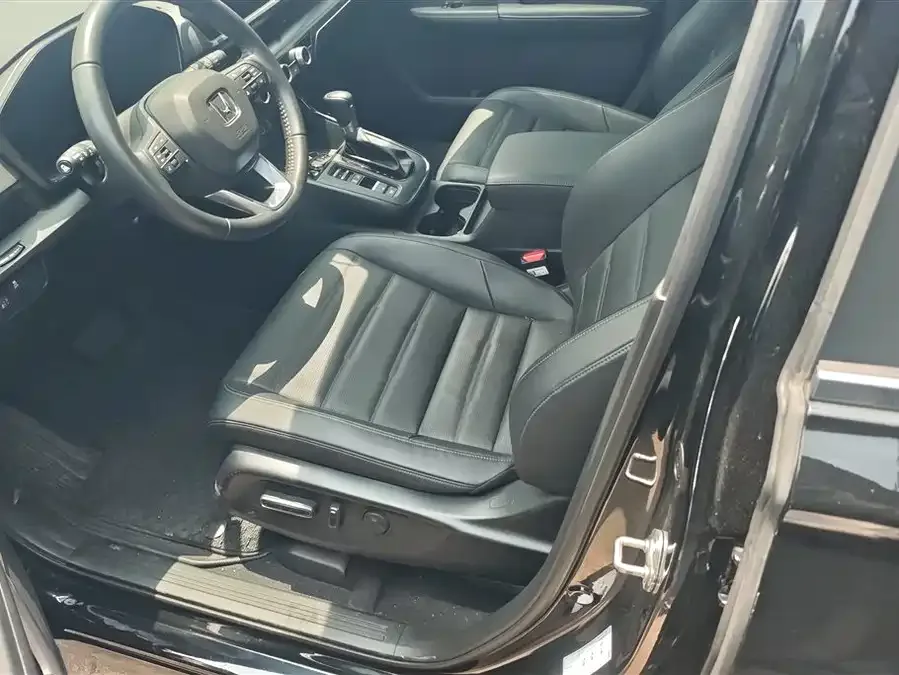 Honda CR-V 2023 240TURBO 2WD Smart Edition 5 Seaters 2023 — миниатюра 3