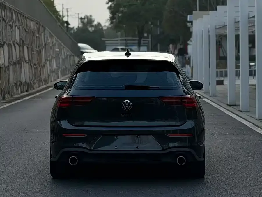 Volkswagen GOLF GTI Golf GTI 2021 380TSI DSG GTI 2022 — миниатюра 3