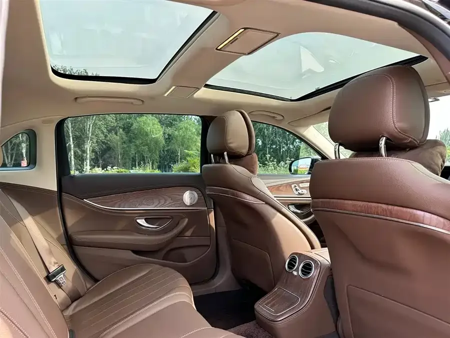 Mercedes-Benz E-Class Mercedes-Benz E-Class 2022 Model Three E 300 L Fashion Edition 2022 — миниатюра 5