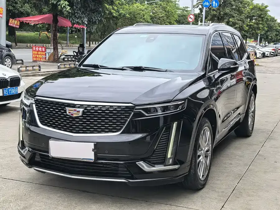 Cadillac XT6 2022 2.0T 6-seat 4WD luxury standard version 2022 — фото 1, купить с доставкой в Москву