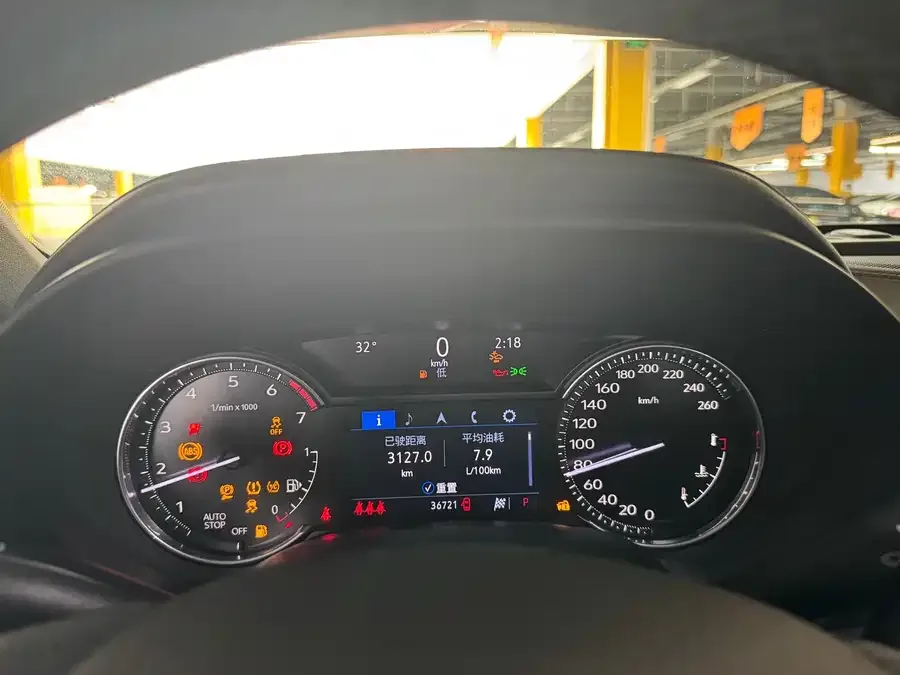 Cadillac CT4 2023 28T Premium Model 2023 — миниатюра 3