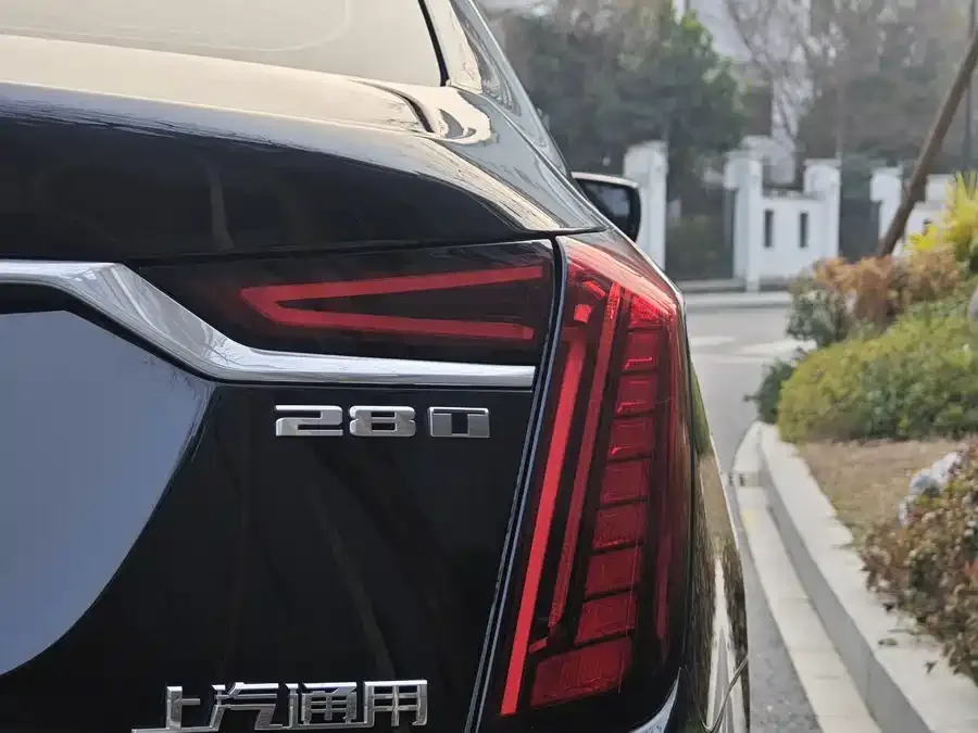 Cadillac CT6 2022 28T Luxury Edition 2023 — миниатюра 2
