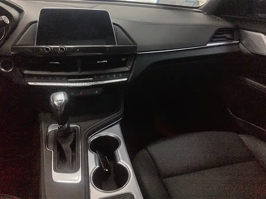 Cadillac CT4 2021 28T luxury model 2022 — миниатюра 4