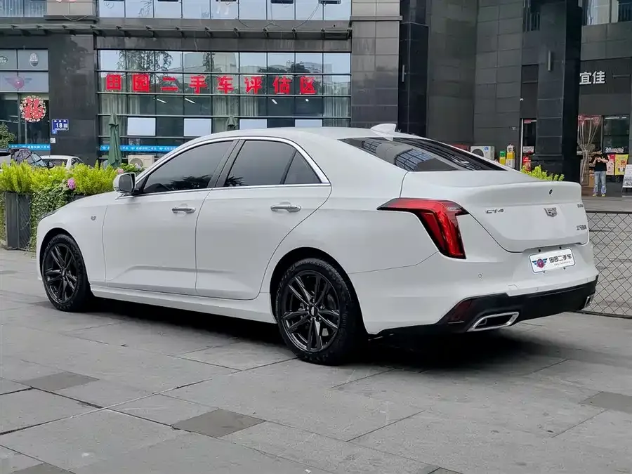 Cadillac CT4 2022 28T luxury model 2023 — миниатюра 4