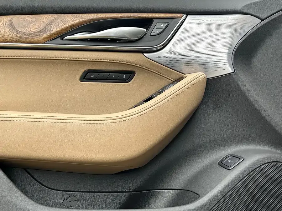 Cadillac CT5 2023 28T Premium Edition 2023 — миниатюра 5