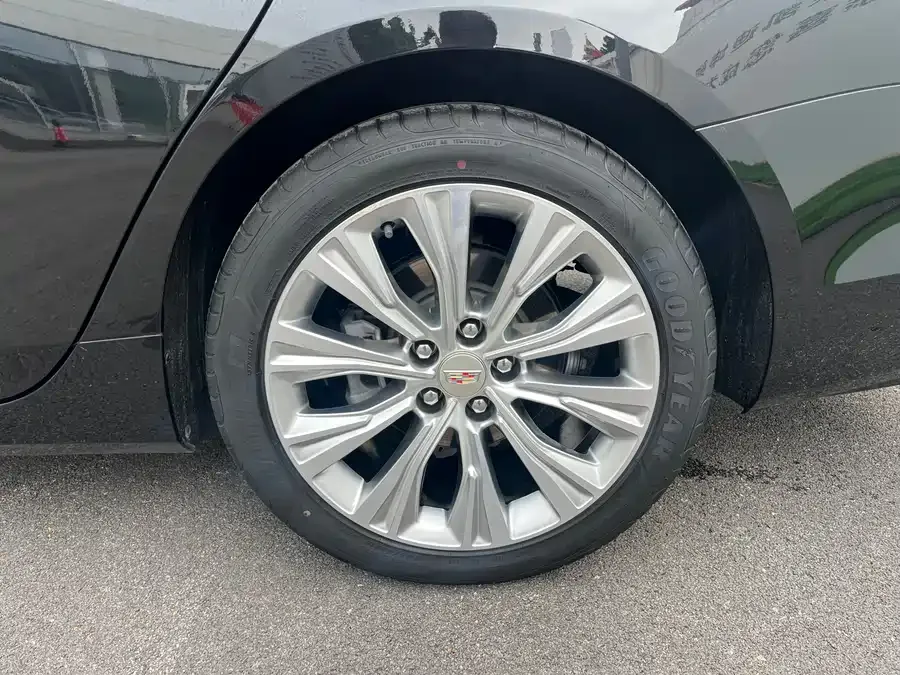 Cadillac CT6 2023 28T Premium Edition 2026 — миниатюра 4