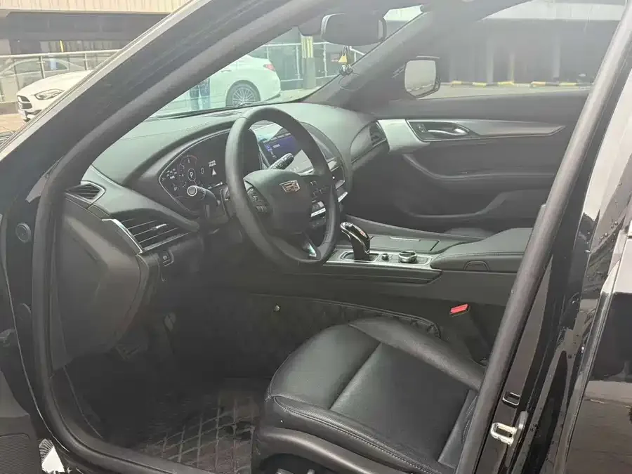 Cadillac CT5 2023 28T Luxury Edition (Standard Edition) 2023 — миниатюра 3