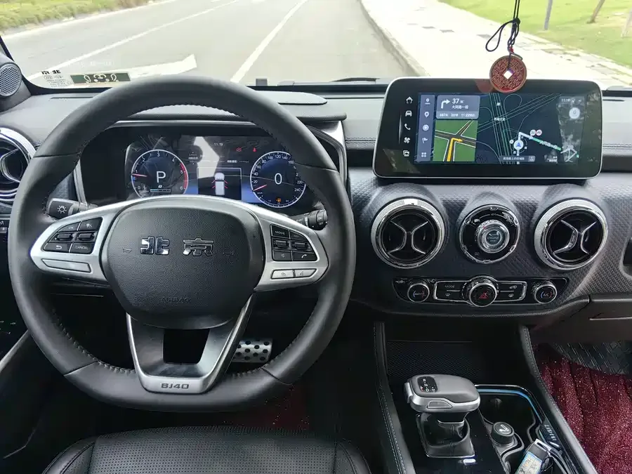 BAIC BJ40 Beijing Off-road BJ40 2024 2.0D Blade Hero Glory Edition 2025 — миниатюра 3