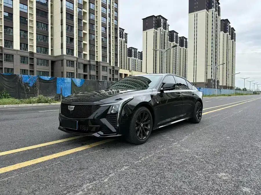 Cadillac CT5 2025