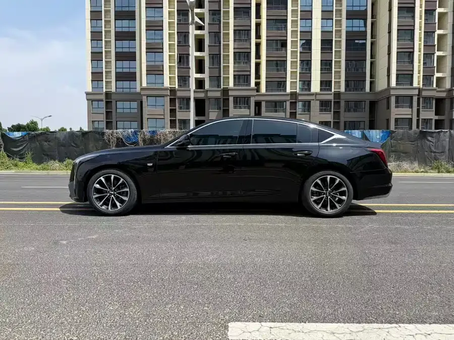 Cadillac CT5 2025 28T City Sports Edition 2026 — миниатюра 4