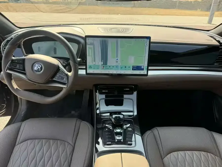 BYD Second-hand Han 2025 EV Smart Driving Edition 605KM Premium Edition 2025 — миниатюра 2