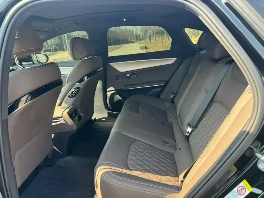 BYD Second-hand Han 2025 EV Smart Driving Edition 605KM Premium Edition 2025 — миниатюра 4