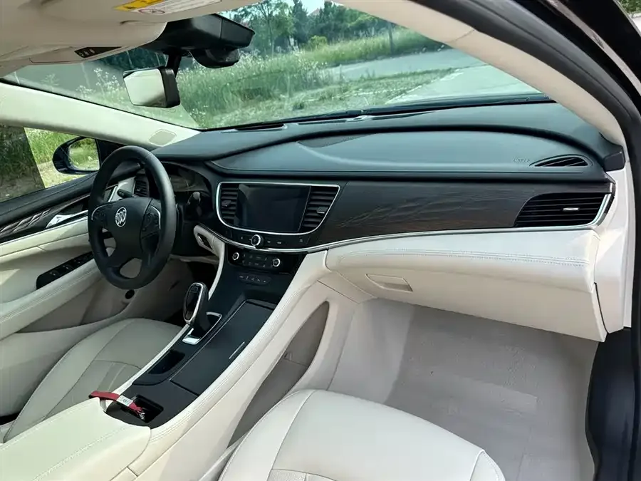 Buick LaCrosse LaCrosse 2022 Avenir Premium Edition 2022 — миниатюра 5