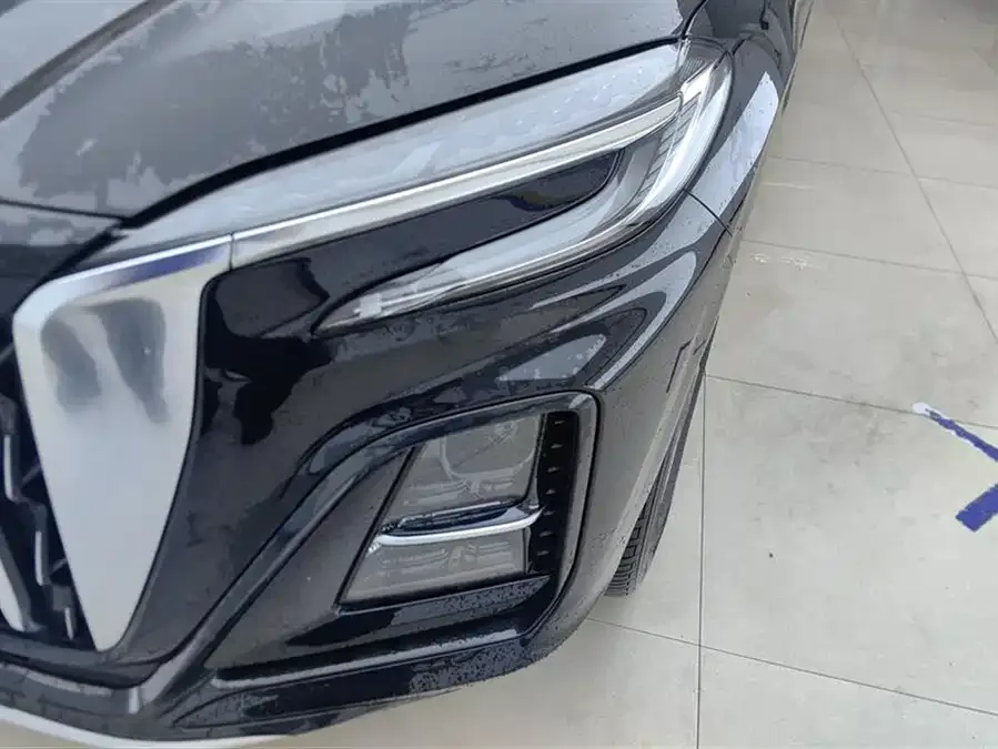 Hongqi HS3 PHEV Hongqi HS3 PHEV 2024 115km Jinwei Edition 2025 — миниатюра 2