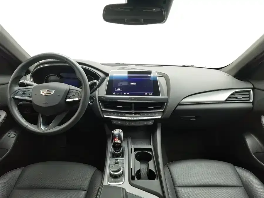 Cadillac CT5 2022 28T Luxury Edition (Standard Edition) 2022 — миниатюра 2