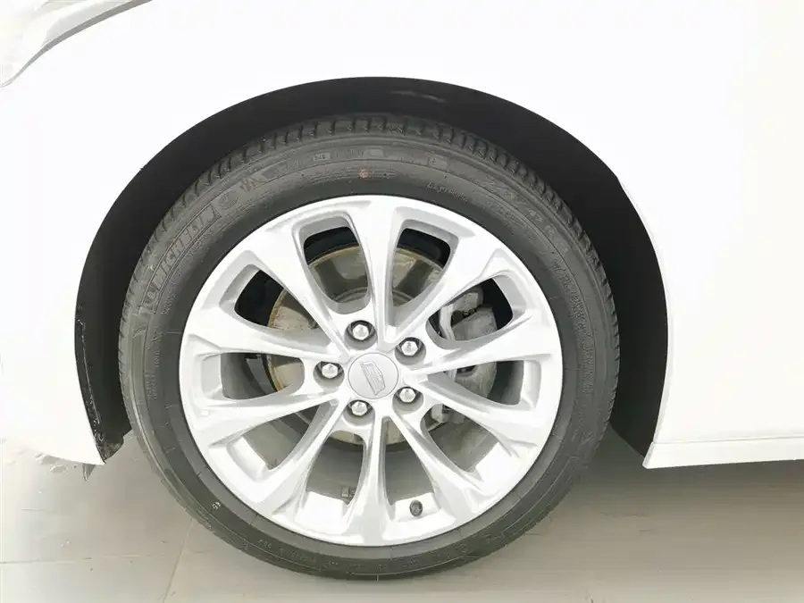 Cadillac CT5 2022 28T Luxury Edition (Standard Edition) 2022 — миниатюра 5