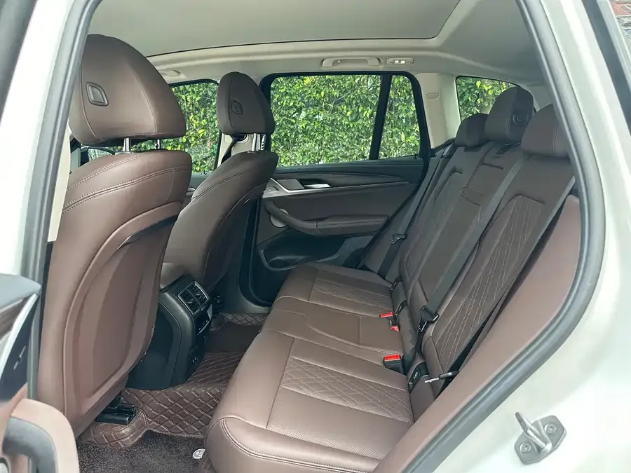 BMW X3 2023 xDrive30i Advanced M Night Package 2023 — миниатюра 5