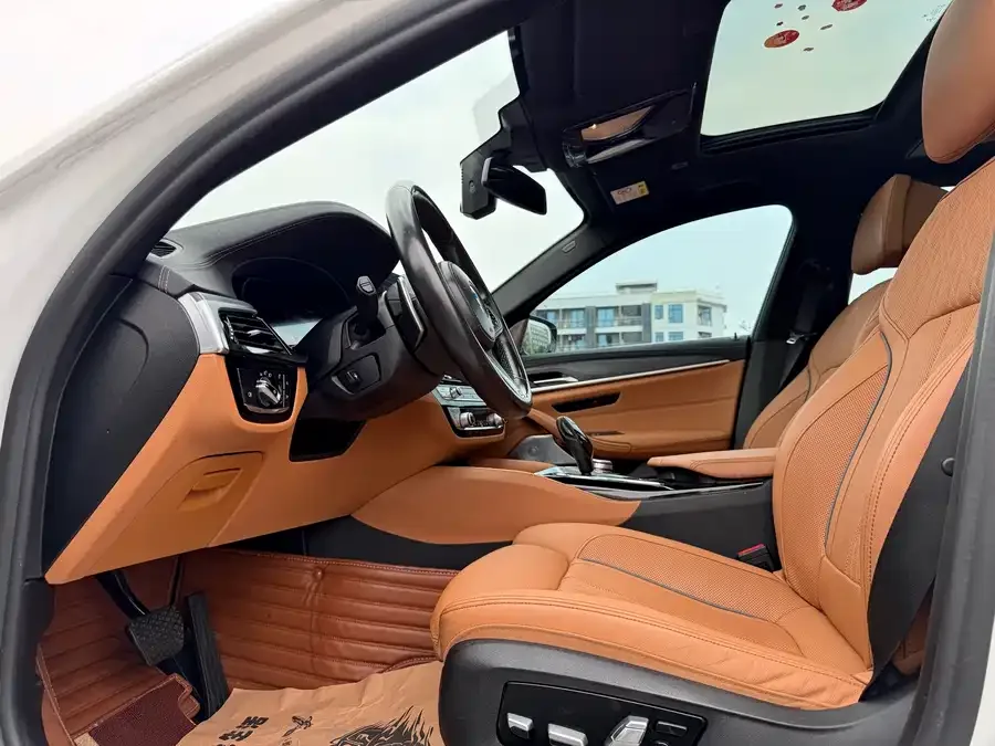 BMW 5 Series BMW 5 Series 2022 530Li Exclusive M Sport Package 2022 — миниатюра 2
