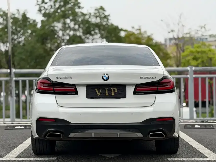 BMW 5 Series BMW 5 Series 2022 530Li Exclusive M Sport Package 2022 — миниатюра 4