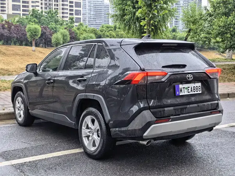 Toyota RAV4 RAV4 Rongfang 2024 2.0L CVT 2WD Urban Edition 2025 — миниатюра 4