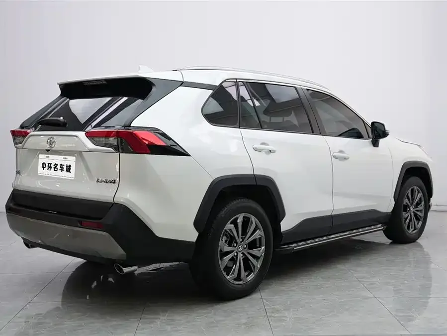 Toyota RAV4 RAV4 Rongfang 2024 2.0L CVT 2WD Fashion Edition 2025 — миниатюра 5