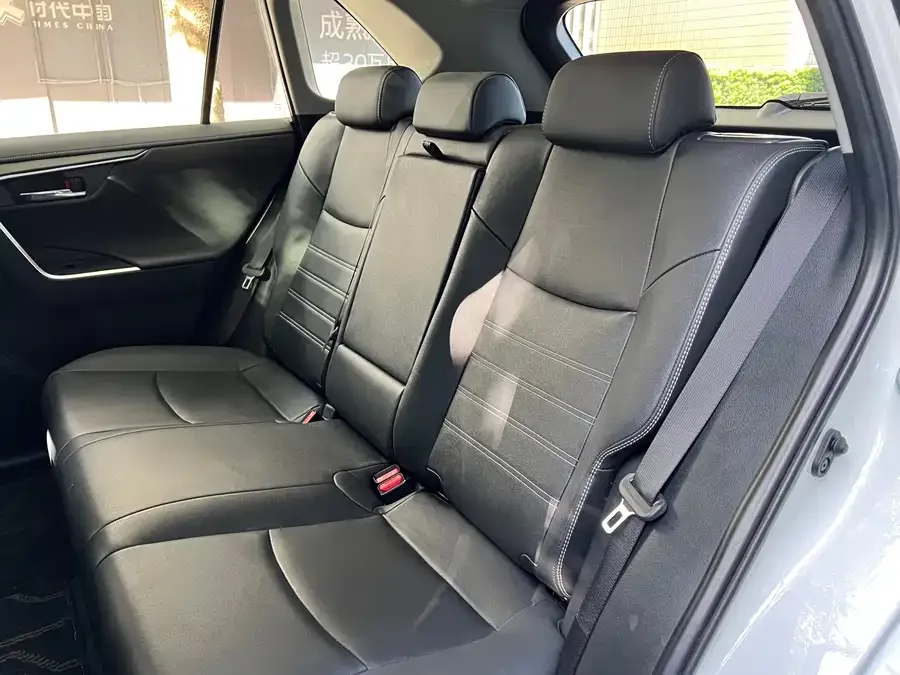 Toyota RAV4 RAV4 Rongfang 2023 2.0L CVT 2WD Fashion PLUS Edition 2023 — миниатюра 3